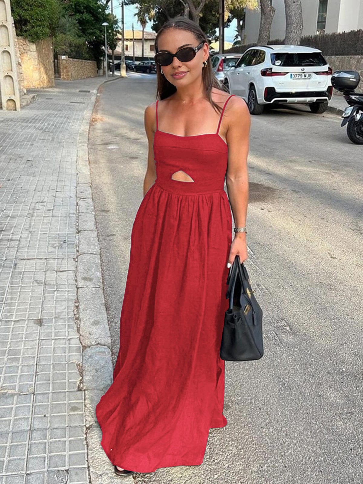 Maureen - Linnen Maxi-jurk met Spaghettibandjes en Open Detail
