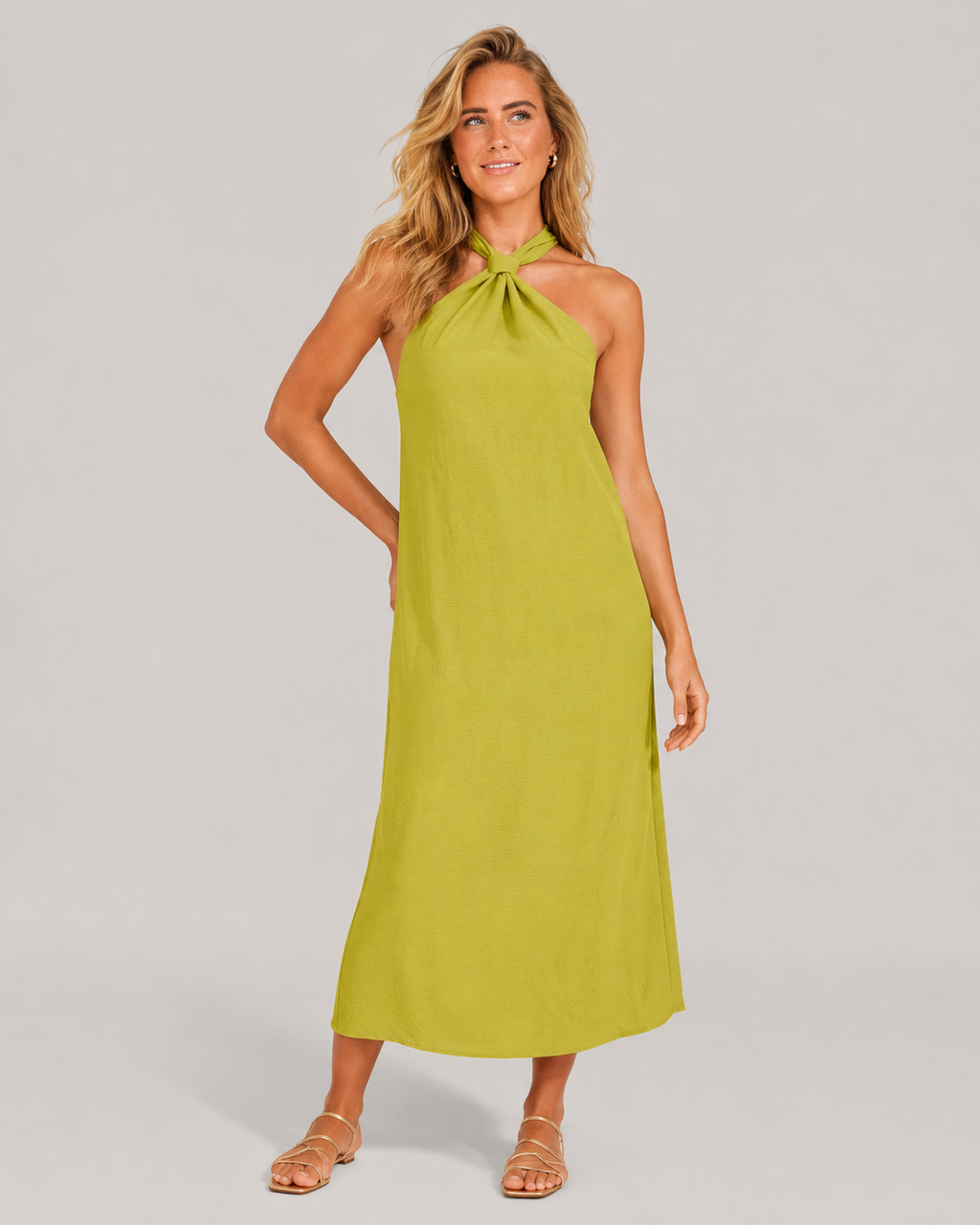 Monique - Halter Maxi-jurk met Knoopdetail