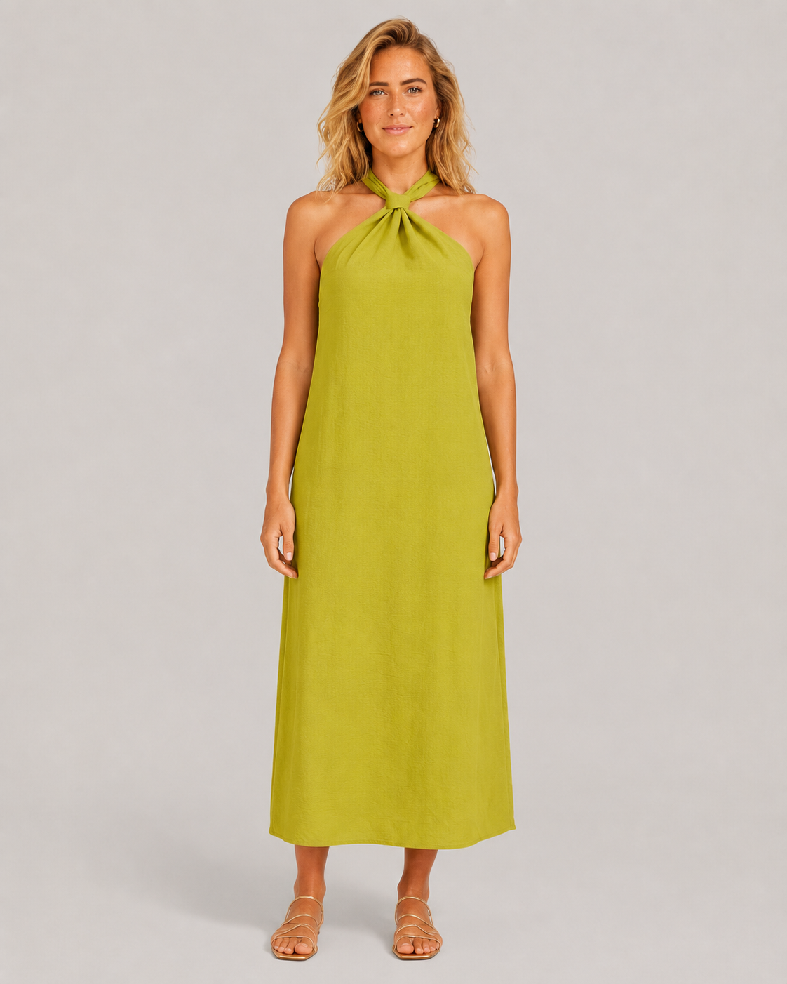 Monique - Halter Maxi-jurk met Knoopdetail