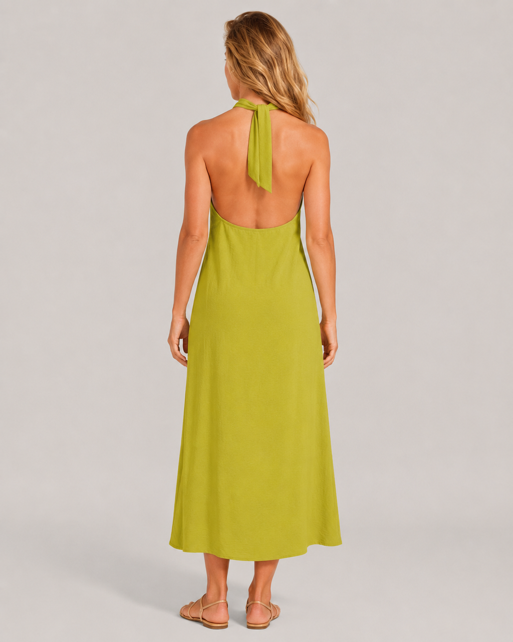 Monique - Halter Maxi-jurk met Knoopdetail