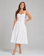 Mina - Witte Linnen Zomerjurk met Ruches en Knoopdetail