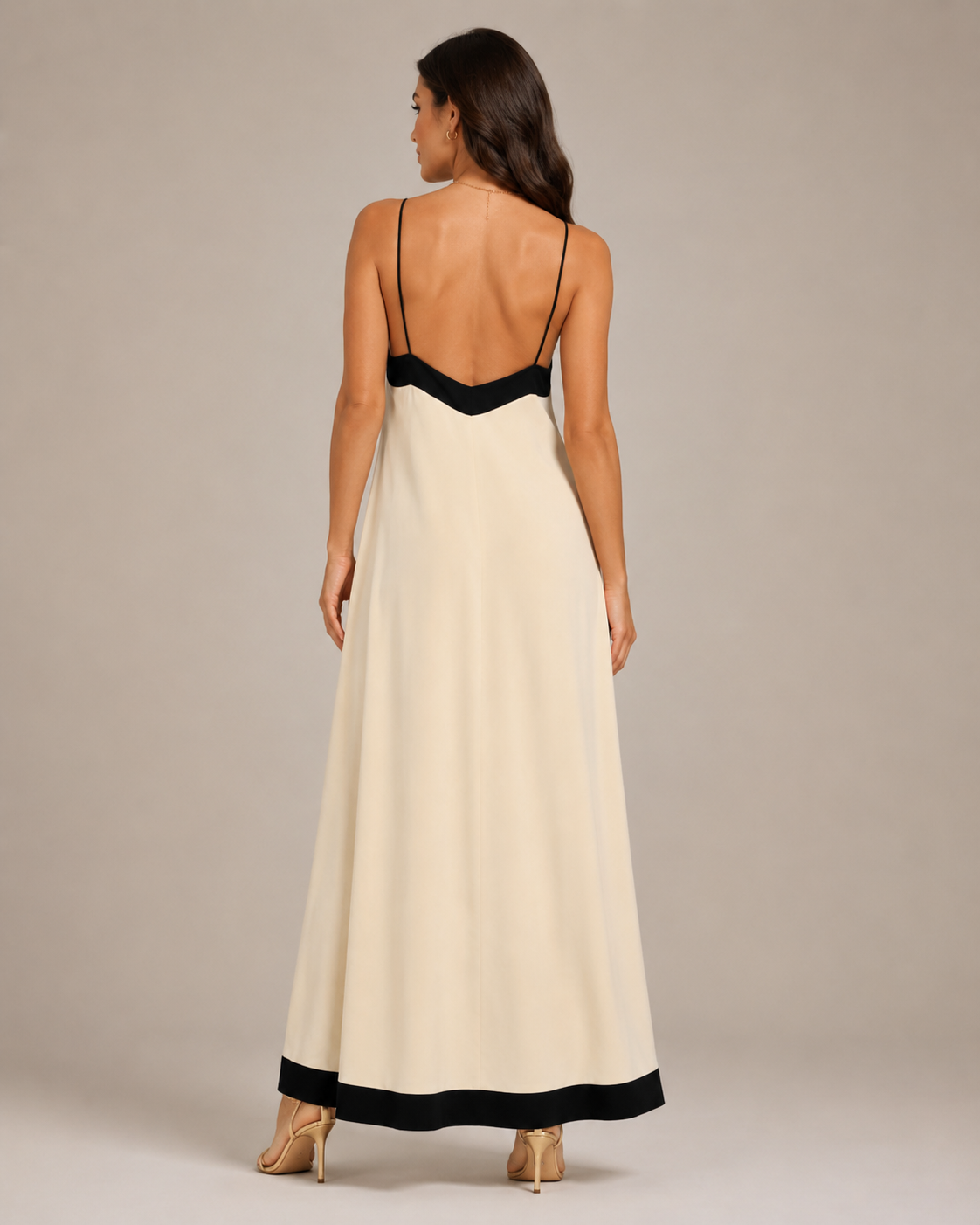Maeve - Maxi-jurk met V-hals en Contrasterende Details