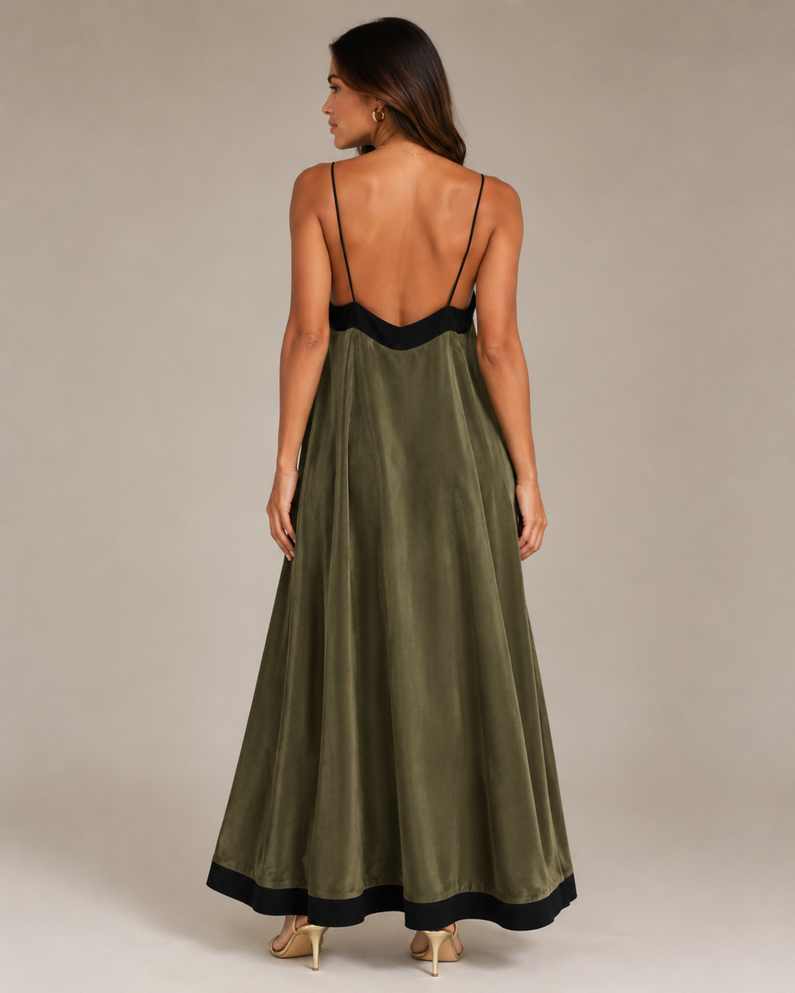 Maeve - Maxi-jurk met V-hals en Contrasterende Details