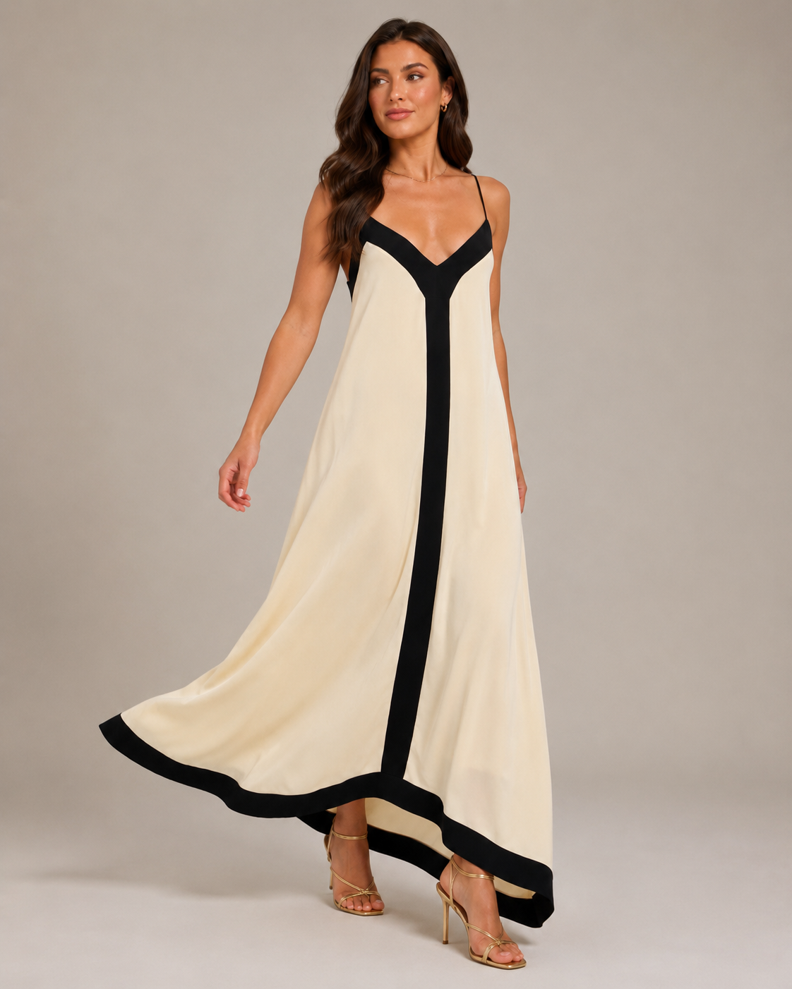 Maeve - Maxi-jurk met V-hals en Contrasterende Details