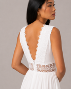 Minke - Witte Midi-jurk Met Kantdetails En V-hals