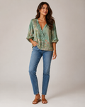 Nova - Blouse met Bloemenprint en Knoopdetail