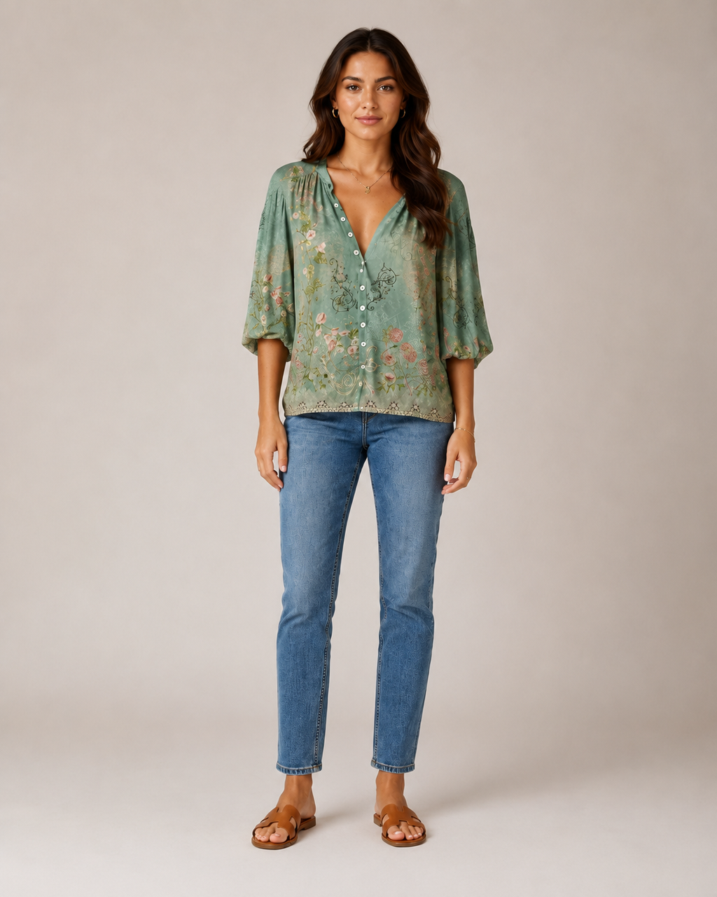 Nova - Blouse met Bloemenprint en Knoopdetail