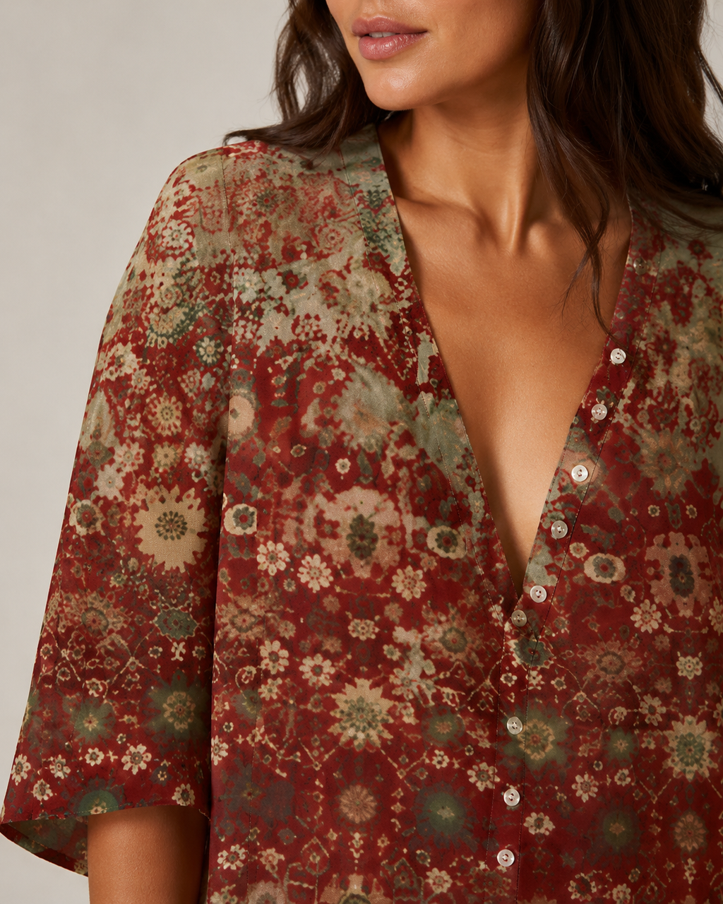 Nova - Blouse met Bloemenprint en Knoopdetail