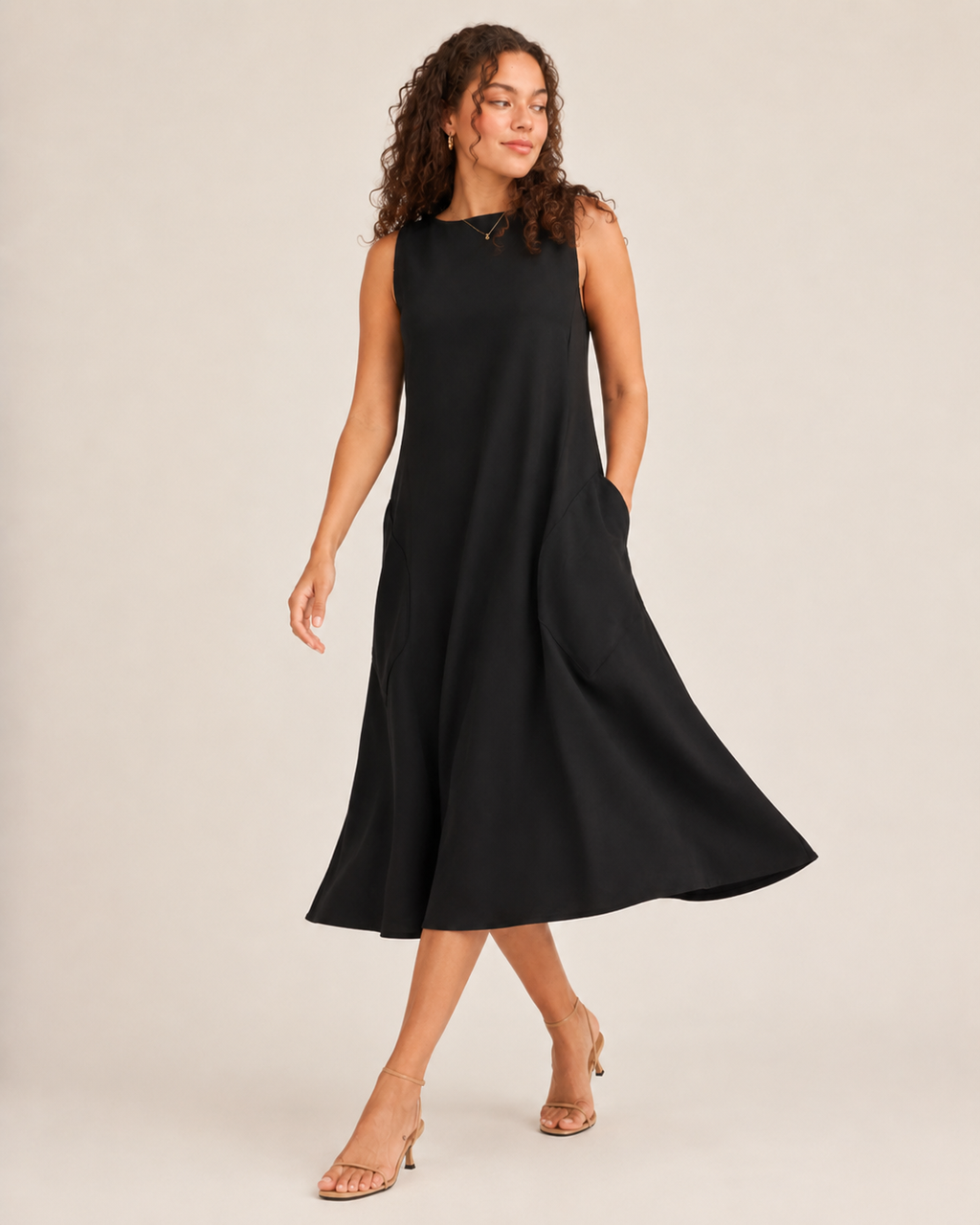 Nella - Monochrome Midi-jurk met Ronde Hals