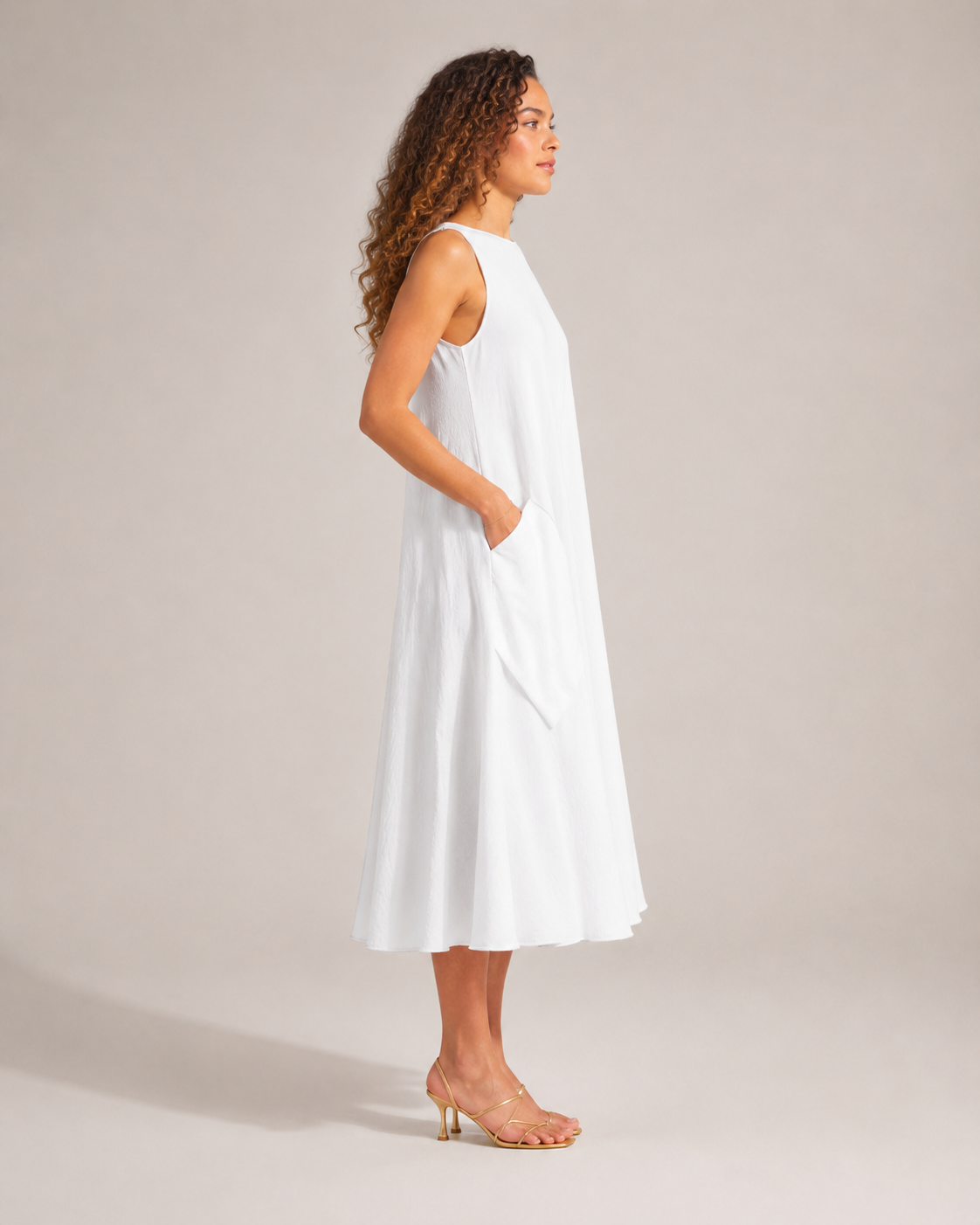 Nella - Monochrome Midi-jurk met Ronde Hals