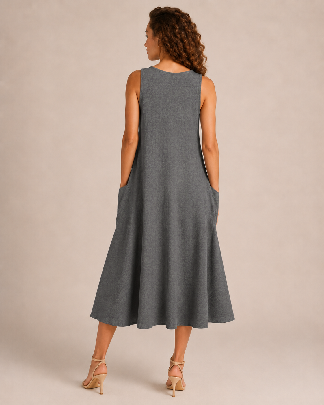 Nella - Monochrome Midi-jurk met Ronde Hals