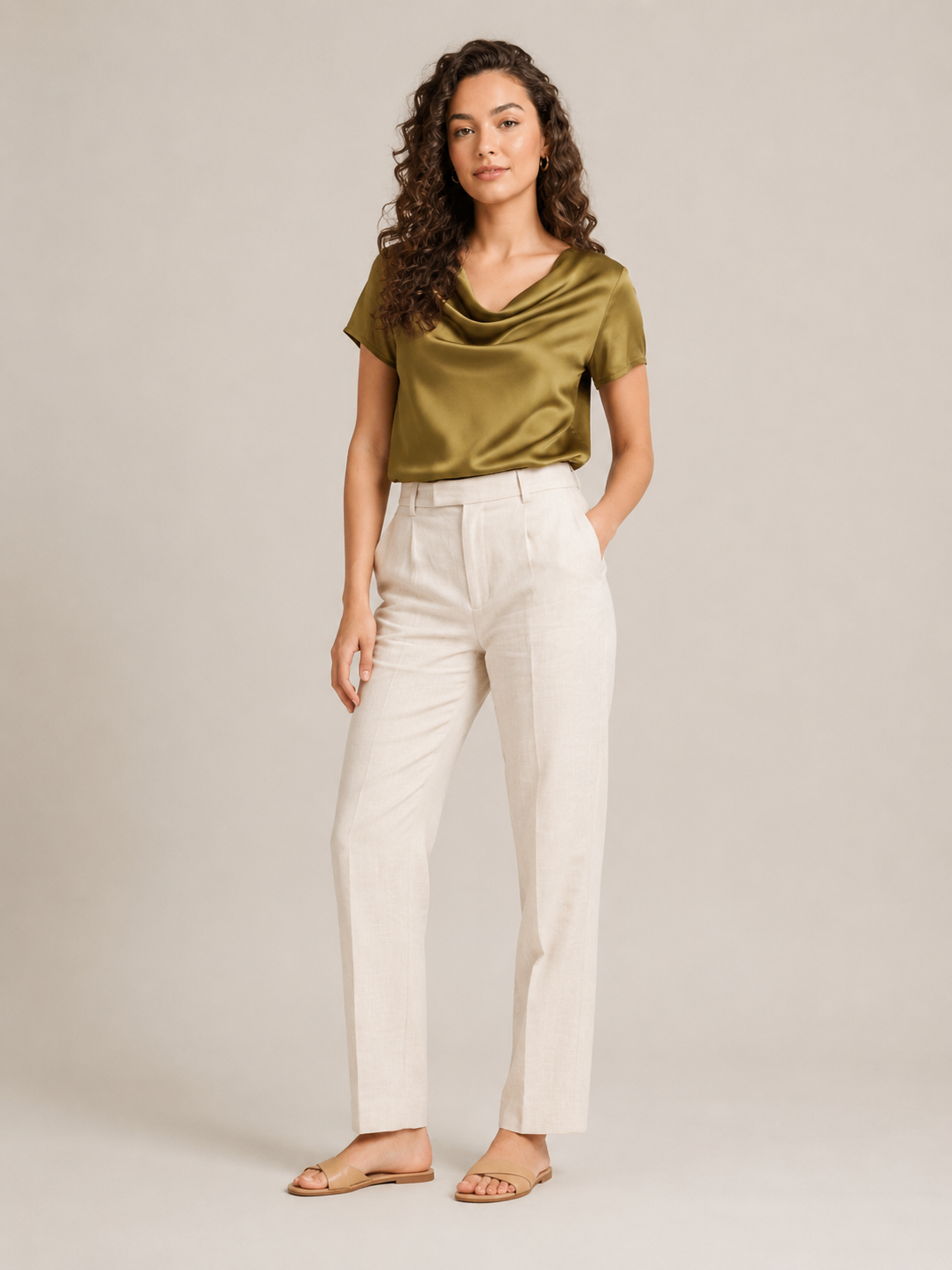 Nadja - Blouse met Gedrapeerde Halslijn en Korte Mouwen
