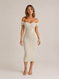 Madelon - Lange Ribstof Jurk Met Aansluitende Pasvorm En A-lijn Rok