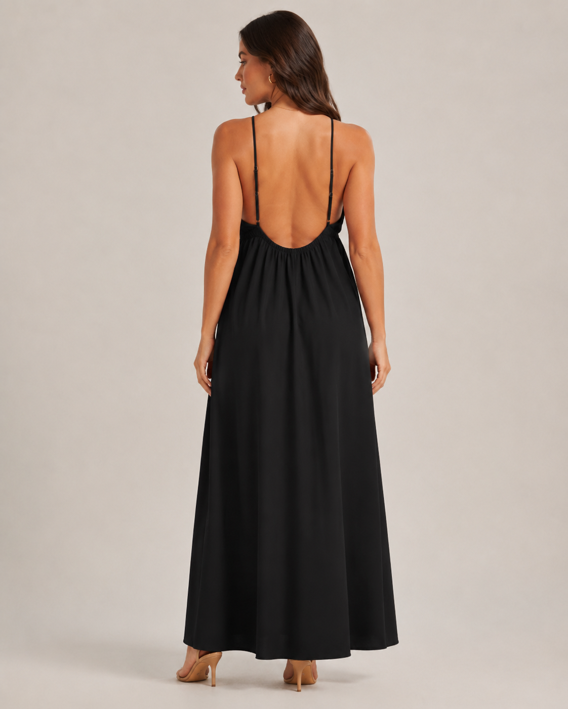 Isolde - Mouwloze Maxi-jurk Met V-hals En Open Rug