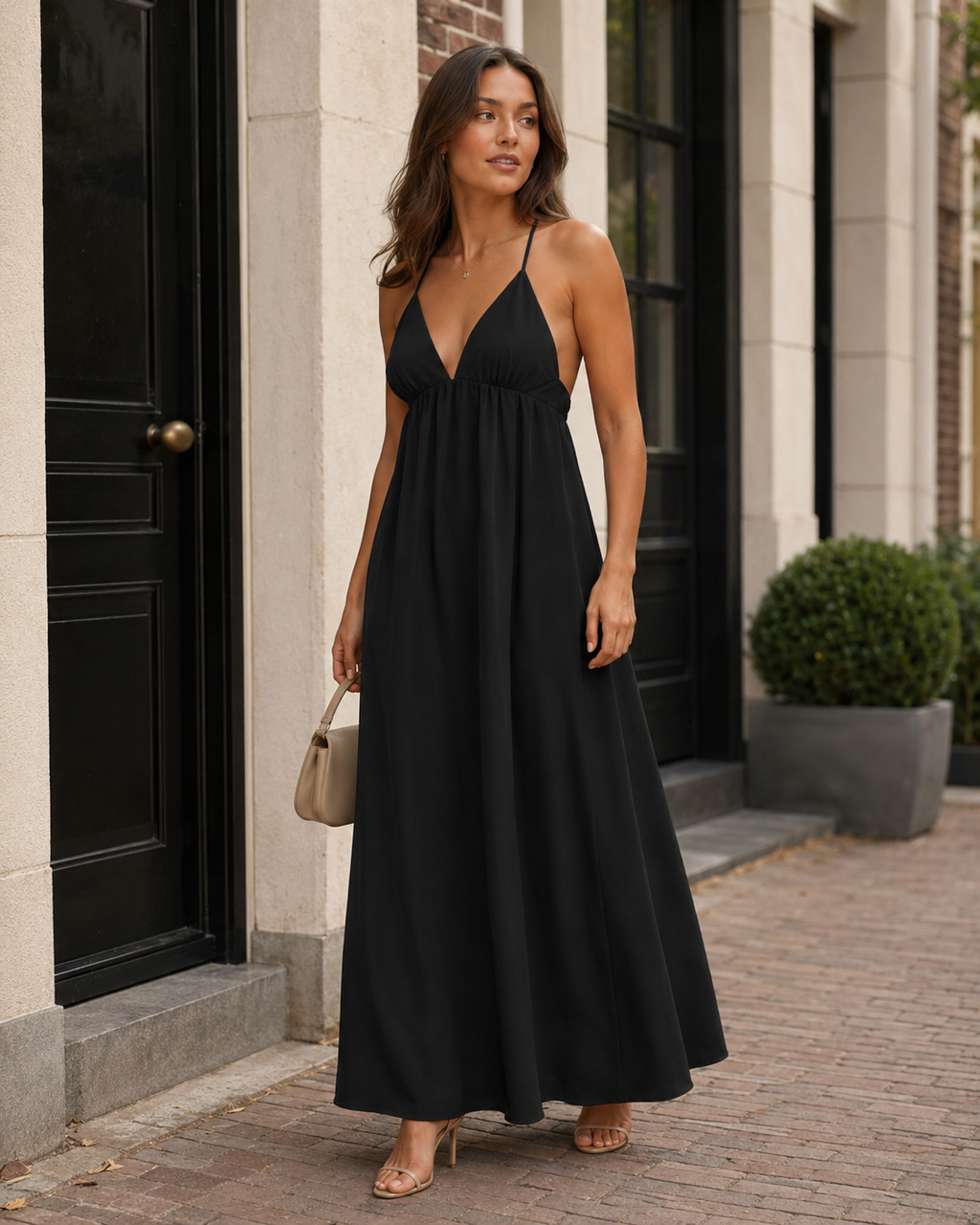 Isolde - Mouwloze Maxi-jurk Met V-hals En Open Rug
