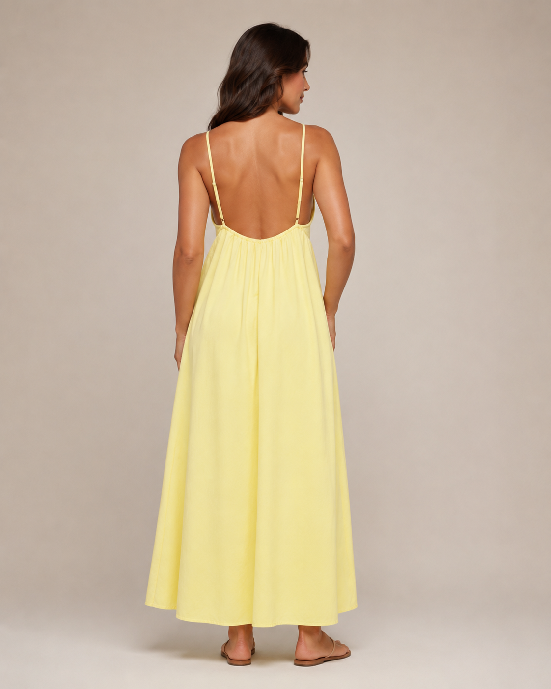 Isolde - Mouwloze Maxi-jurk Met V-hals En Open Rug