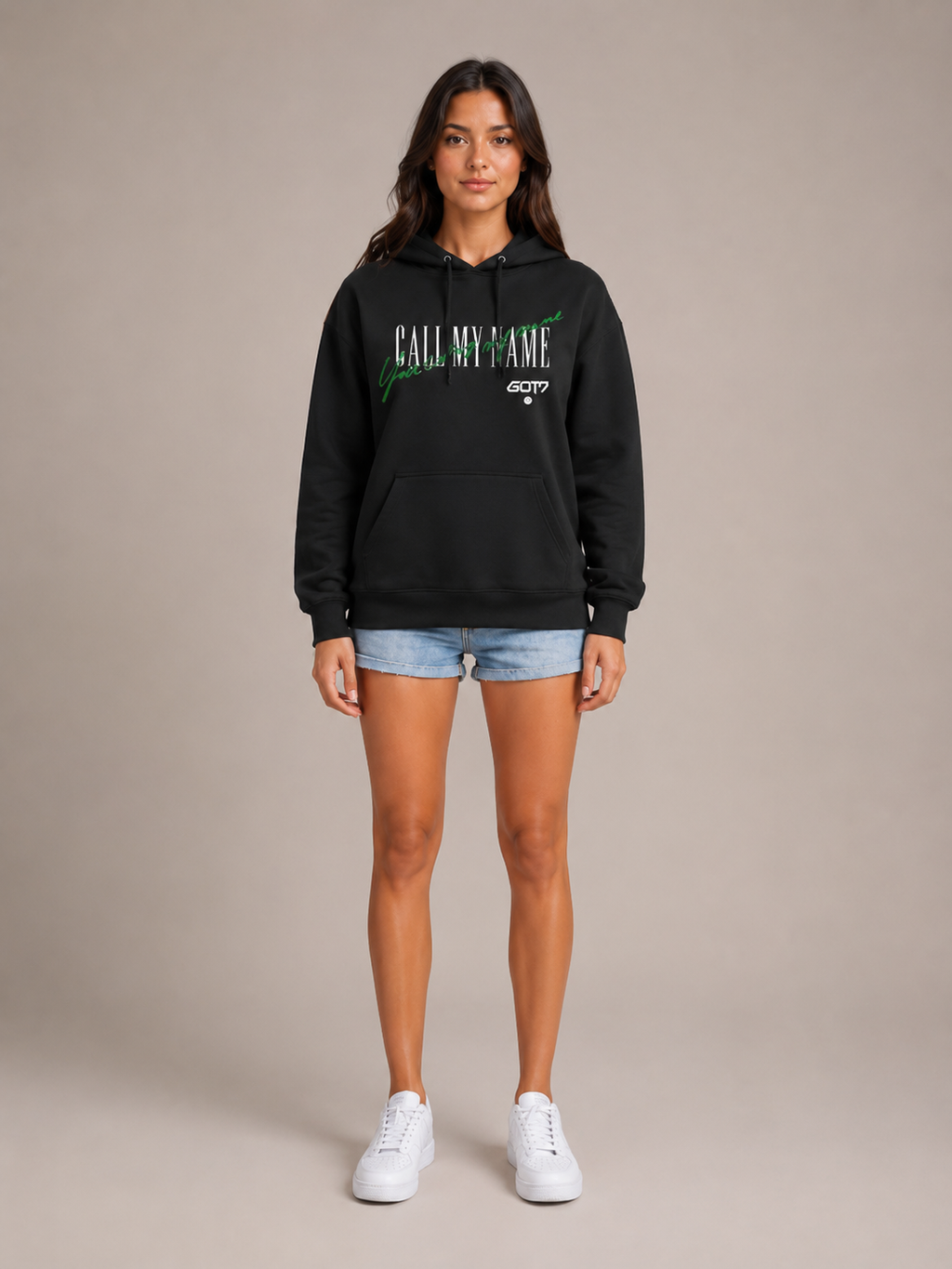 Serilda - Dames Hoodie Met Letterprint En Kangoeroezak