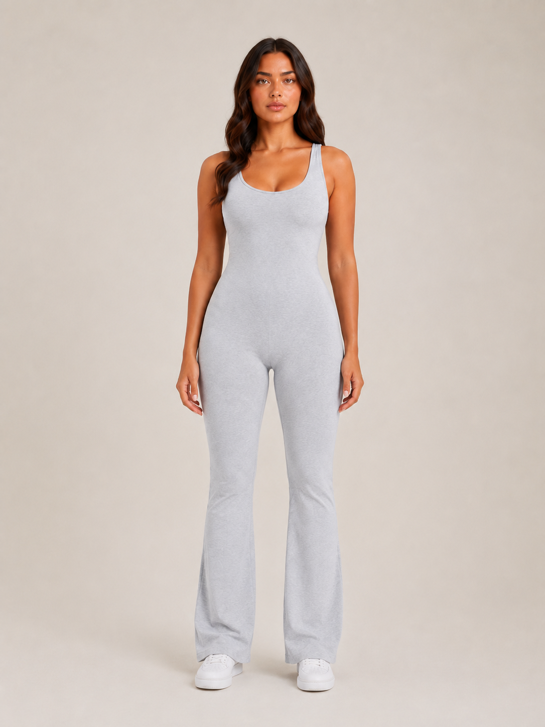 Sidonie - Dames Jumpsuit Met Open Rug En Flared Pijpen