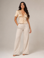 Pien - Dames slim fit top met kant en korte mouwen