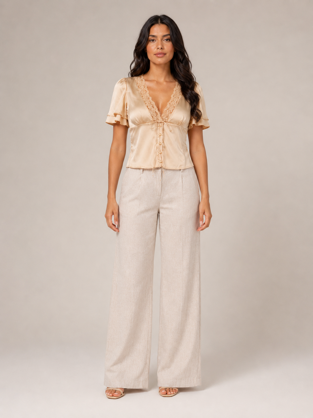 Pien - Dames slim fit top met kant en korte mouwen