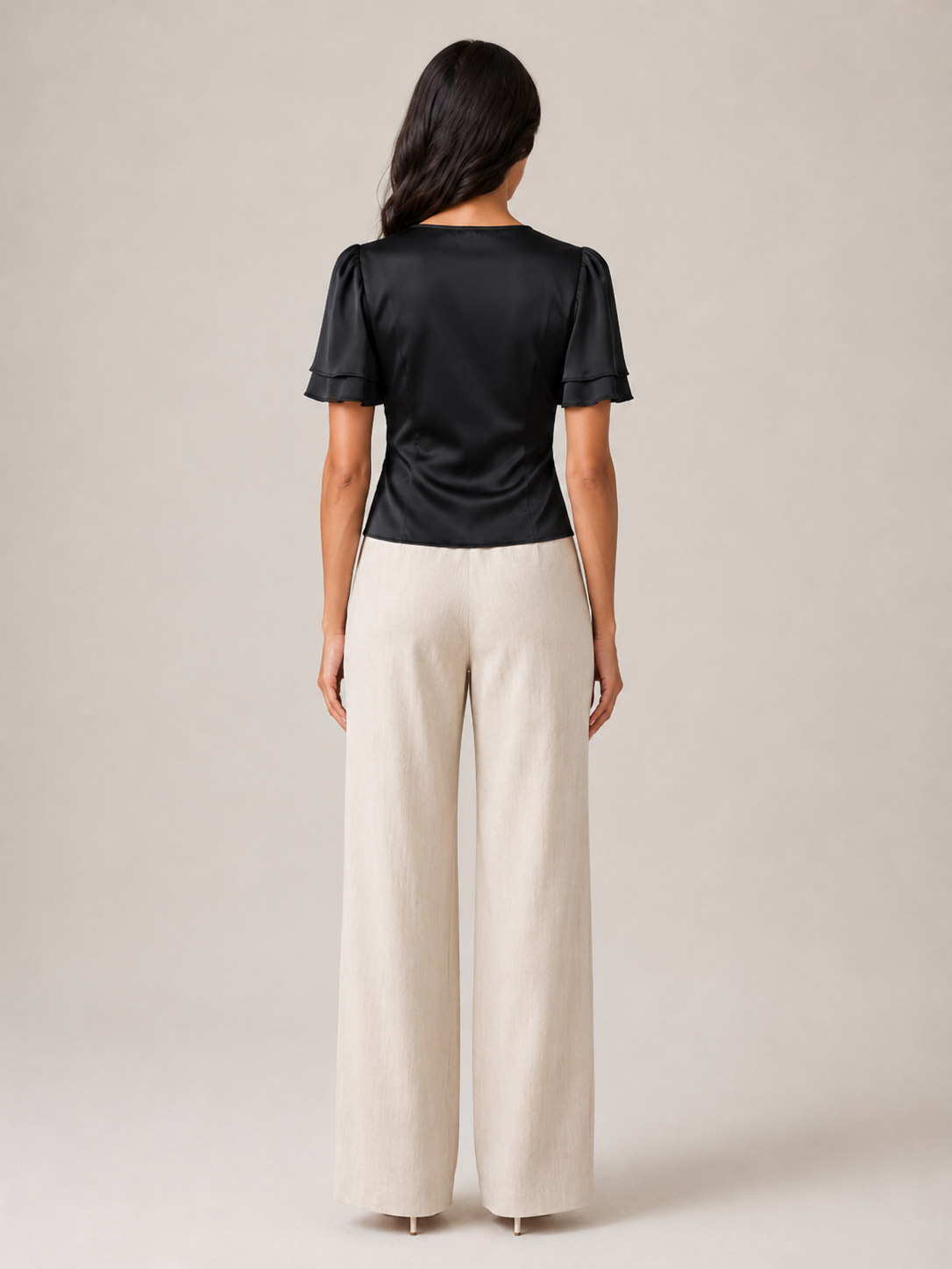 Pien - Dames slim fit top met kant en korte mouwen