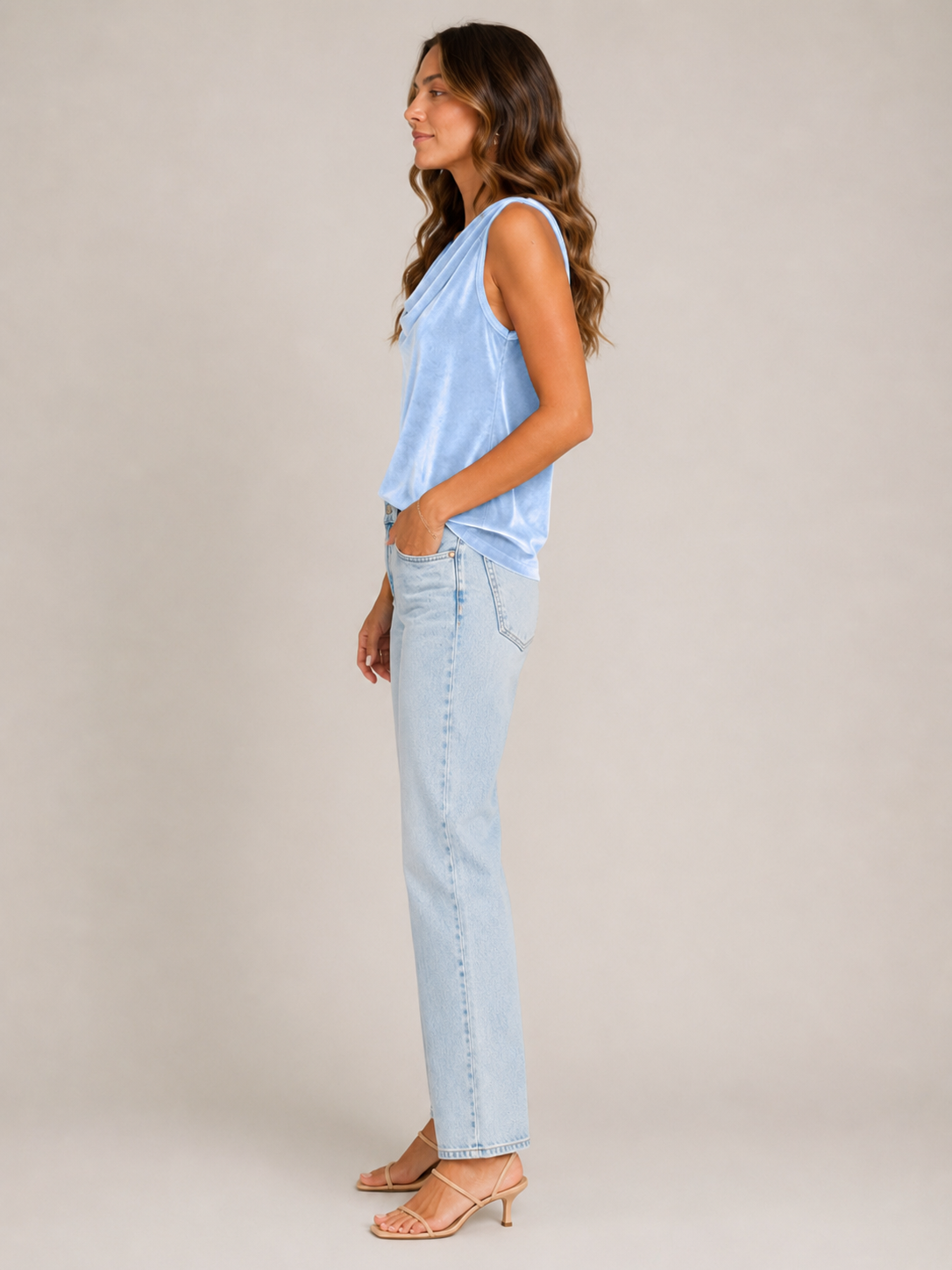Sanelle - Dames Top Met Watervalhals En Fluweellook