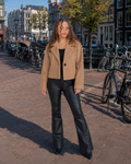 Inez - Korte Damesjas Met Reverskraag En Goudkleurige Knopen