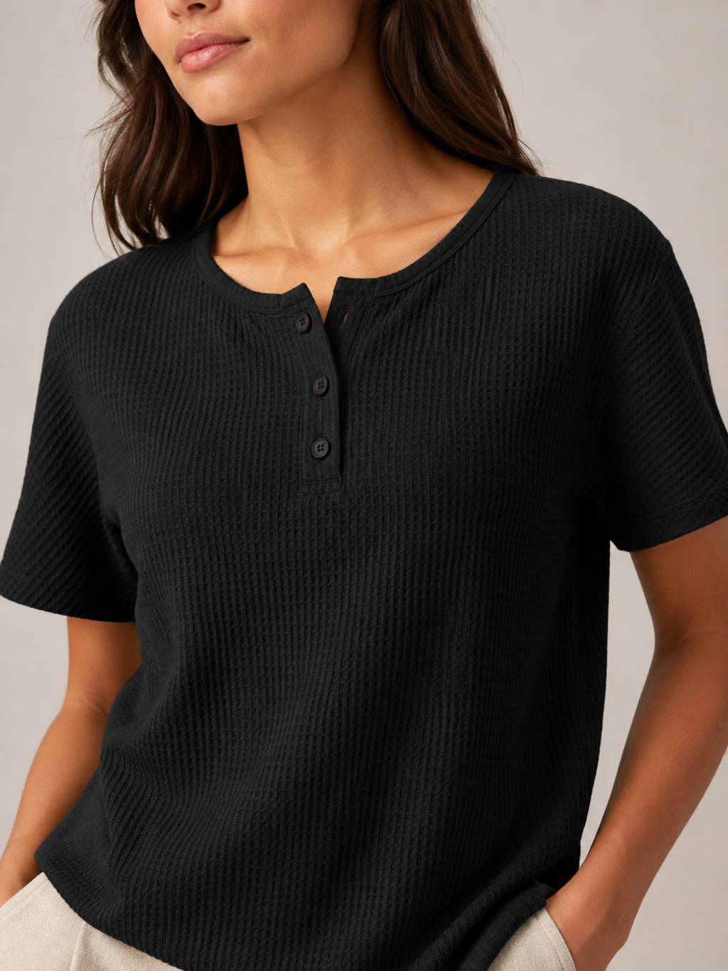 Soreana - Dames Top Met Knoopdetail En Fijne Structuur