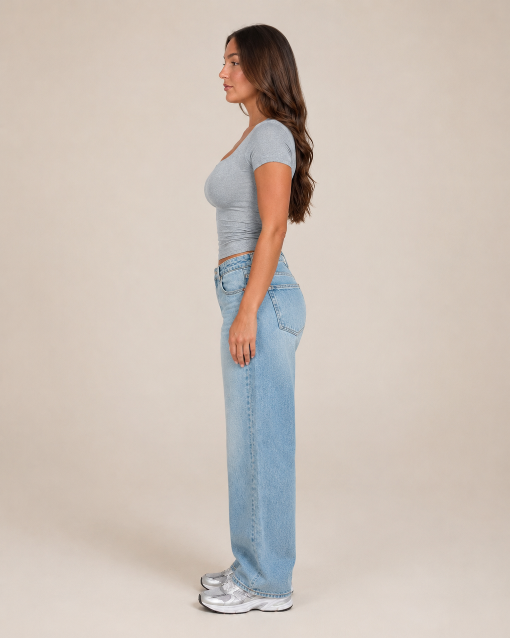 Ivara - Slim Fit Dames T-shirt Met U-hals