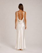 Isadora - Champagnekleurige Maxi-jurk Met Open Rug En Strikdetail