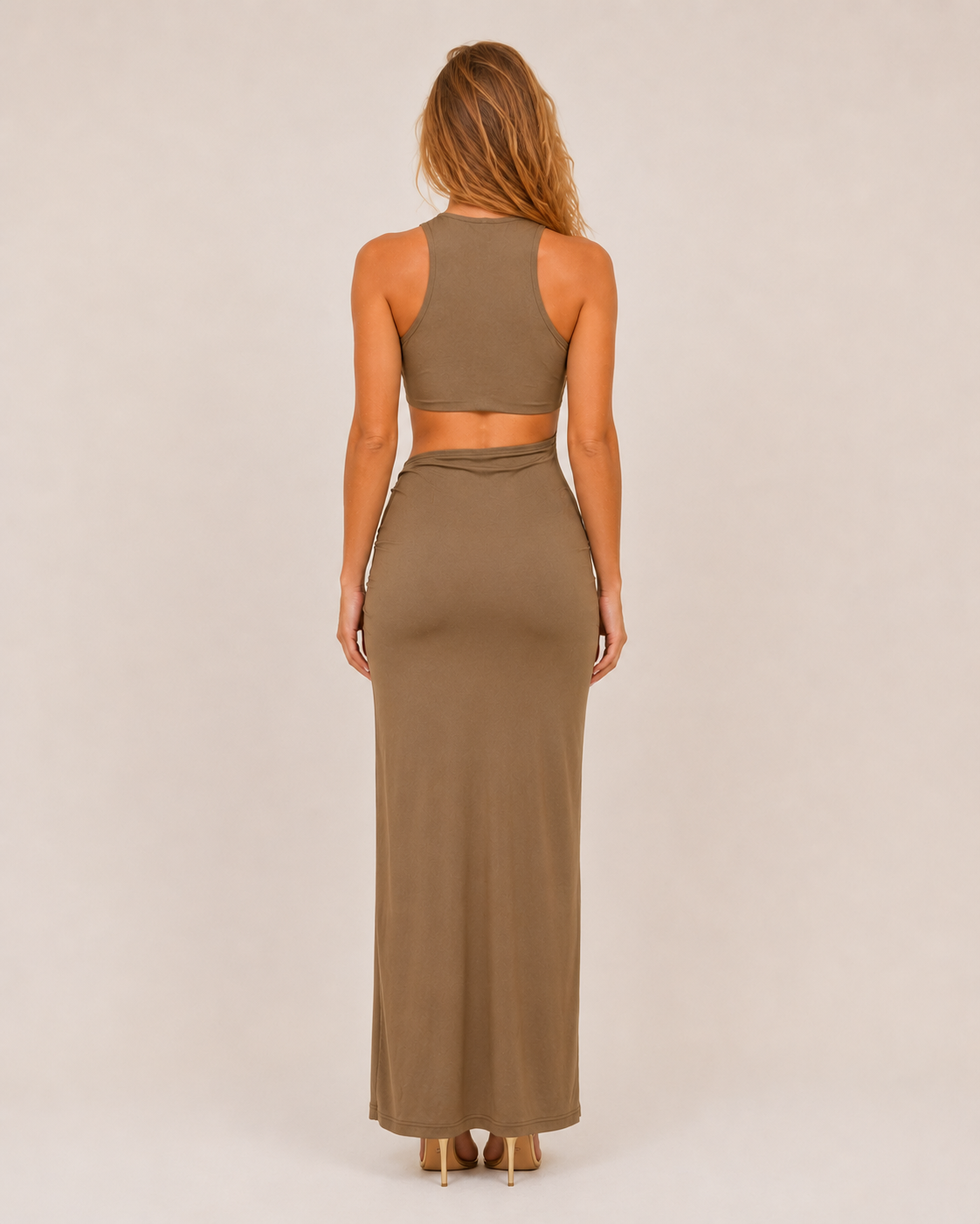 Ismée - Bruine Maxi-jurk Met Split En Opengewerkte Details