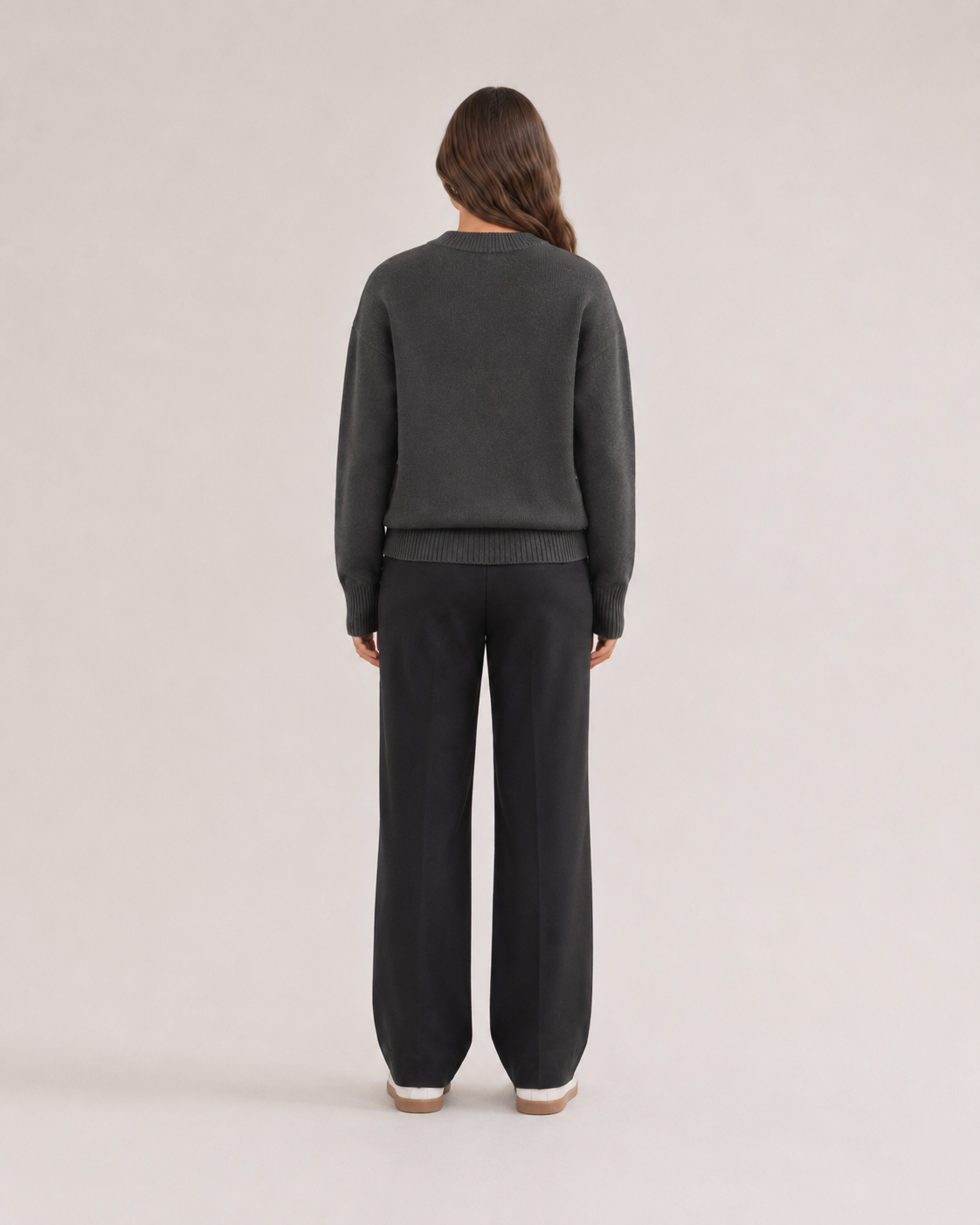 Jovelle - Oversized Trui Met Hart-En-Letterdetail