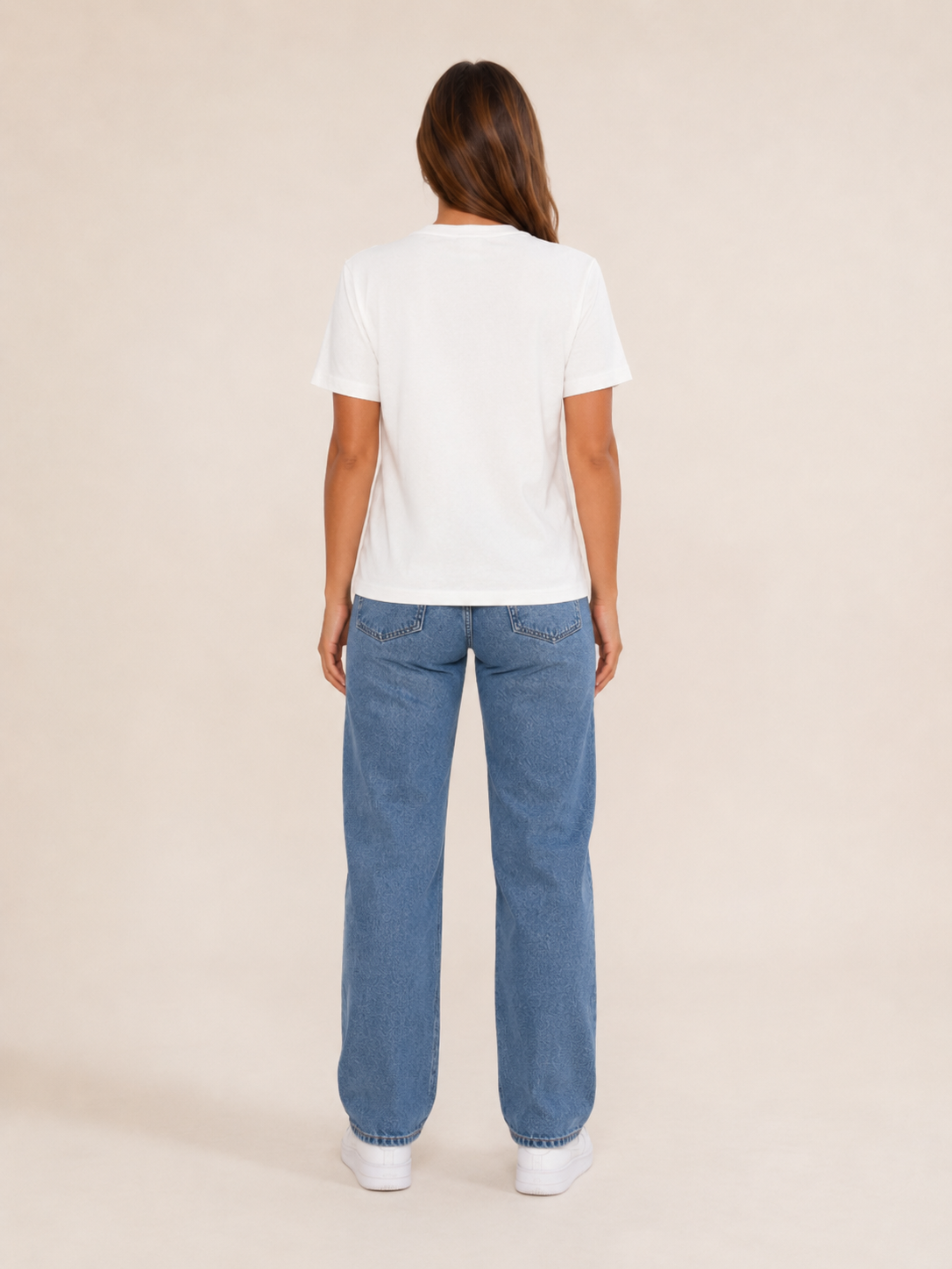 Julina - Basic T-shirt Met Hartdetail En Ronde Hals