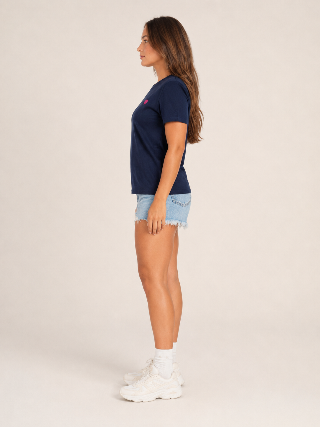 Julina - Basic T-shirt Met Hartdetail En Ronde Hals