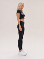 Joya - Zwart Crop T-shirt Met Witte Tekstprint