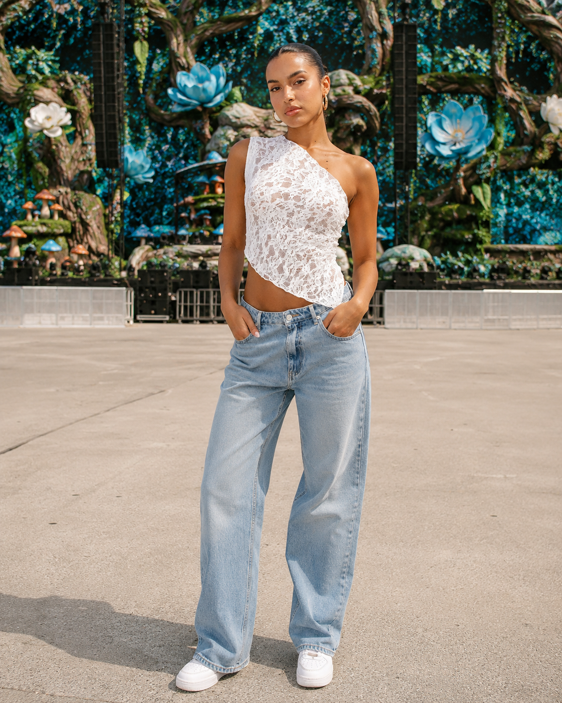 Janira - Kanten One-Shoulder Top Met Asymmetrische Halslijn