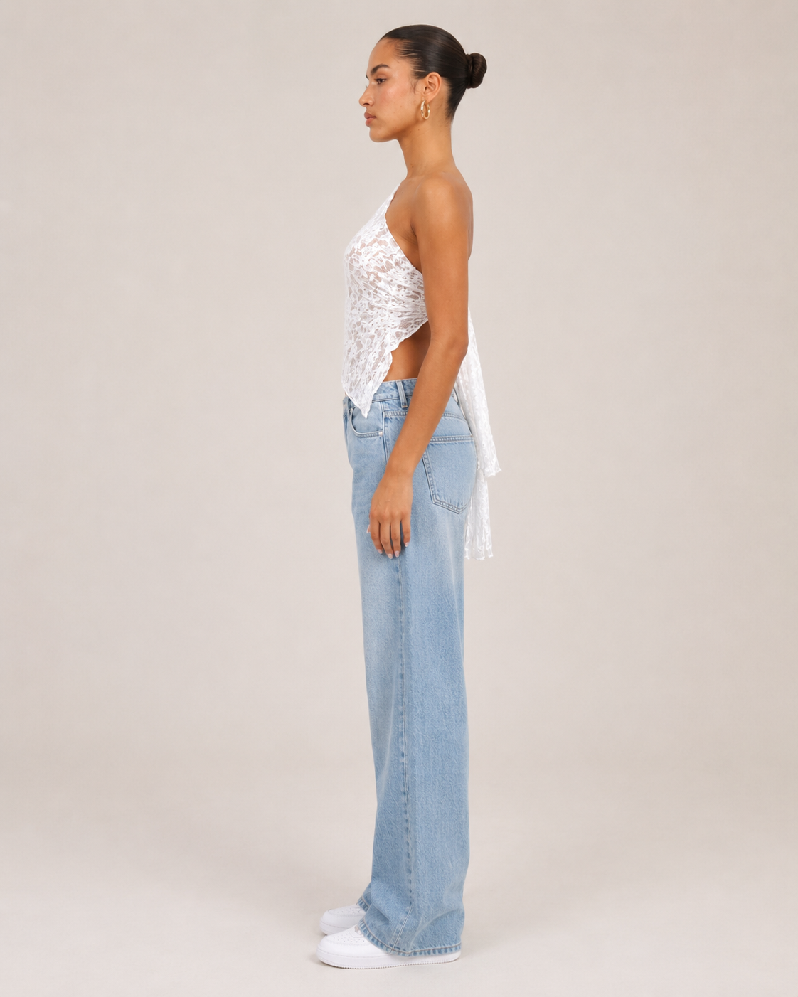 Janira - Kanten One-Shoulder Top Met Asymmetrische Halslijn