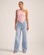 Janira - Kanten One-Shoulder Top Met Asymmetrische Halslijn