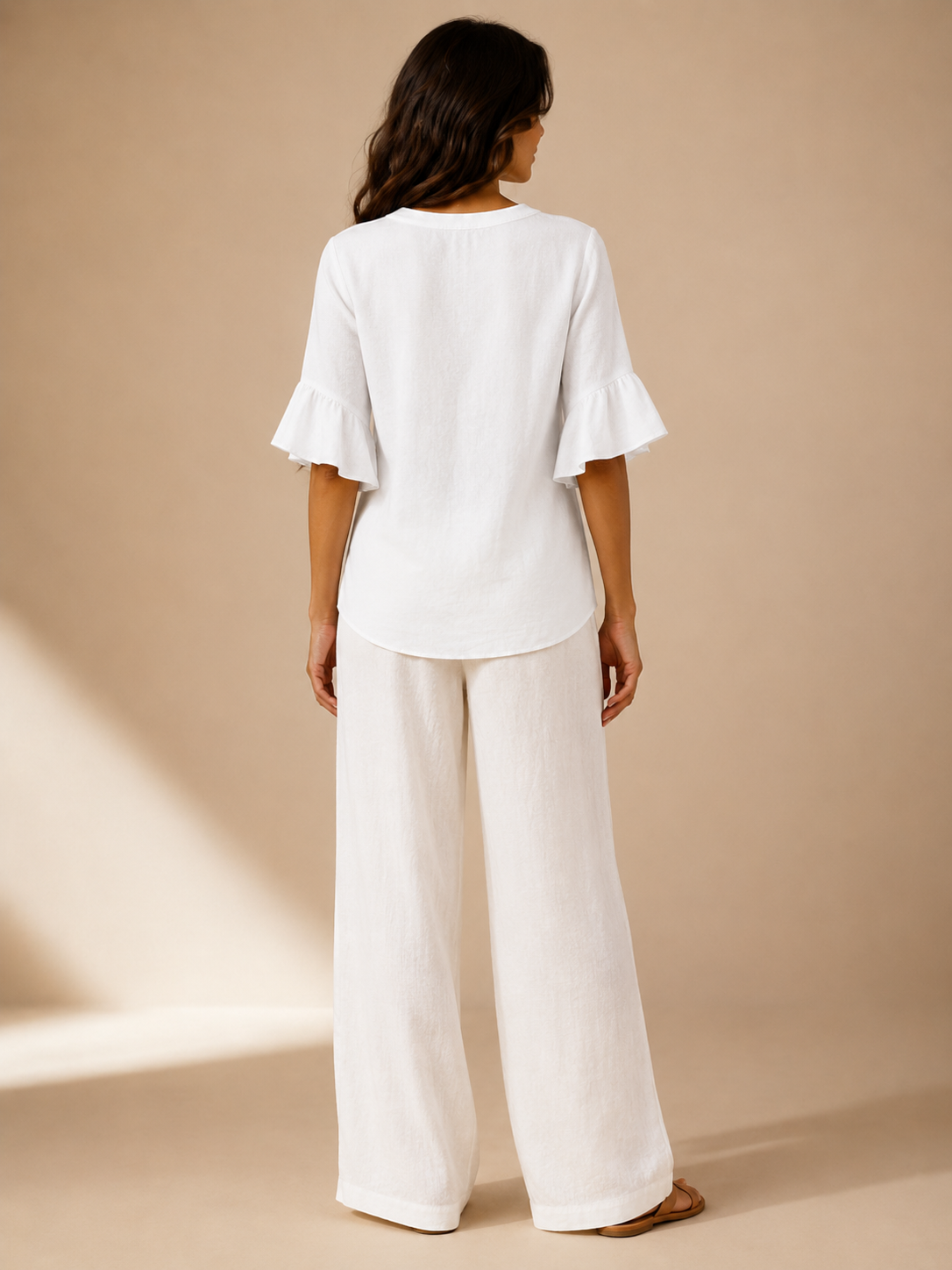 Sabrienne - Dames Blouse Met Split-hals En Uitlopende Mouwen