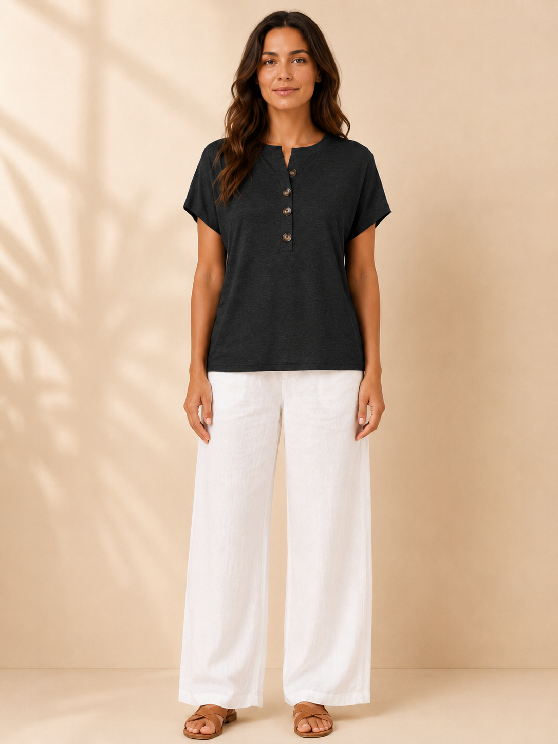 Solmira - Dames Top Met Split-hals En Knoopdetail