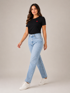 Julina - T-Shirt Met Hartdetail En Ronde Hals