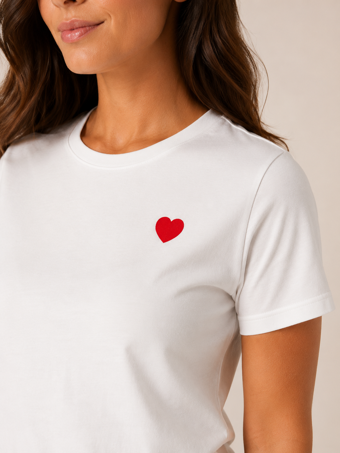 Julina - T-Shirt Met Hartdetail En Ronde Hals