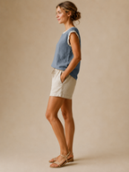 Savarine - Dames Blouse Met Kanten Halslijn En Schouderdetails