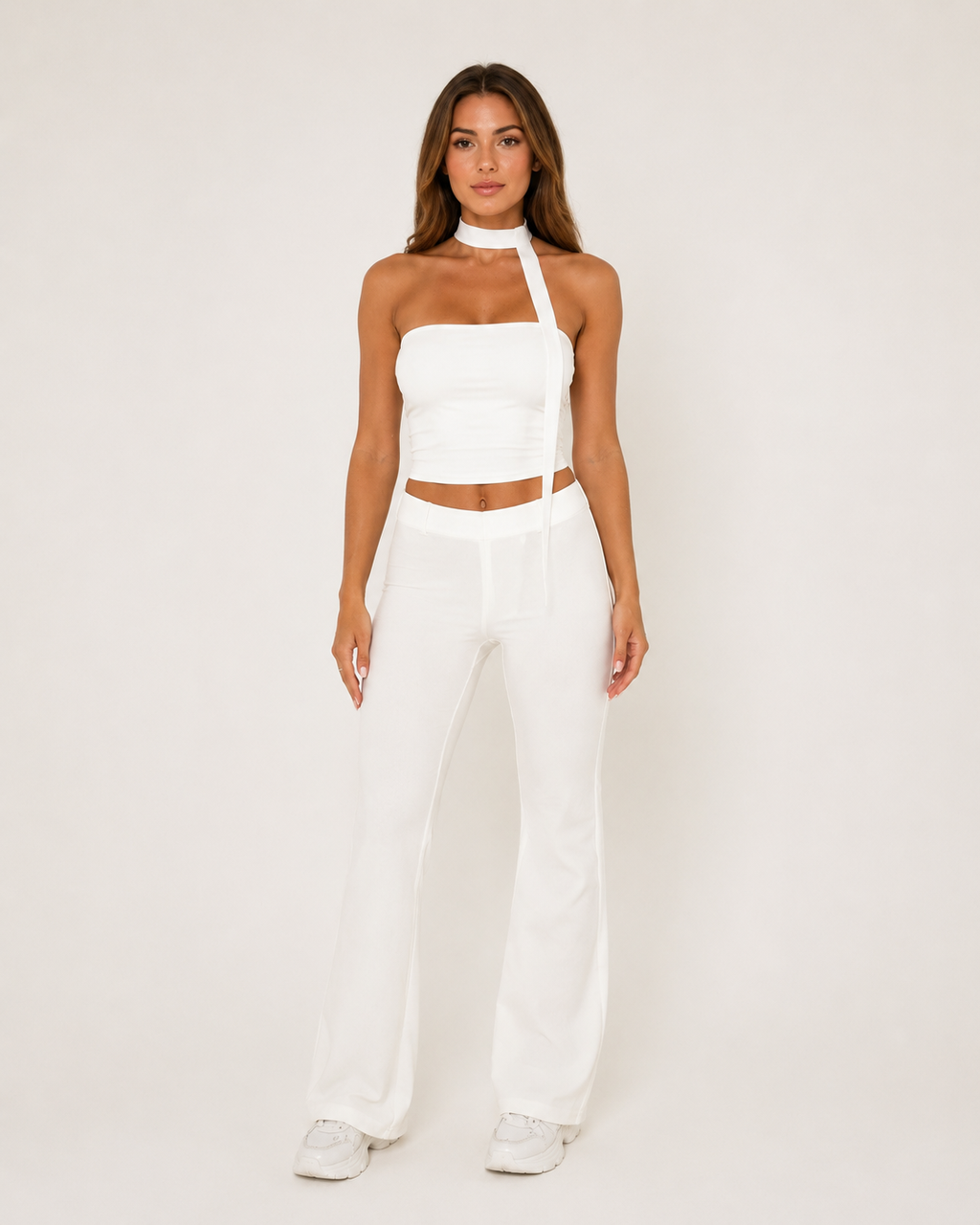 Jorina - Haltertop Met Asymmetrische Nekband