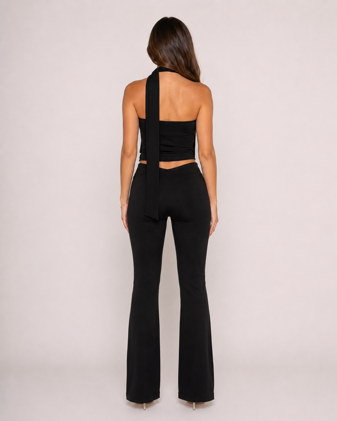 Jorina - Haltertop Met Asymmetrische Nekband