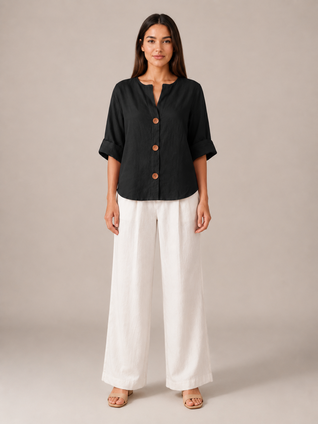 Sévrelle - Dames Blouse Met Split-hals En Grote Knopen