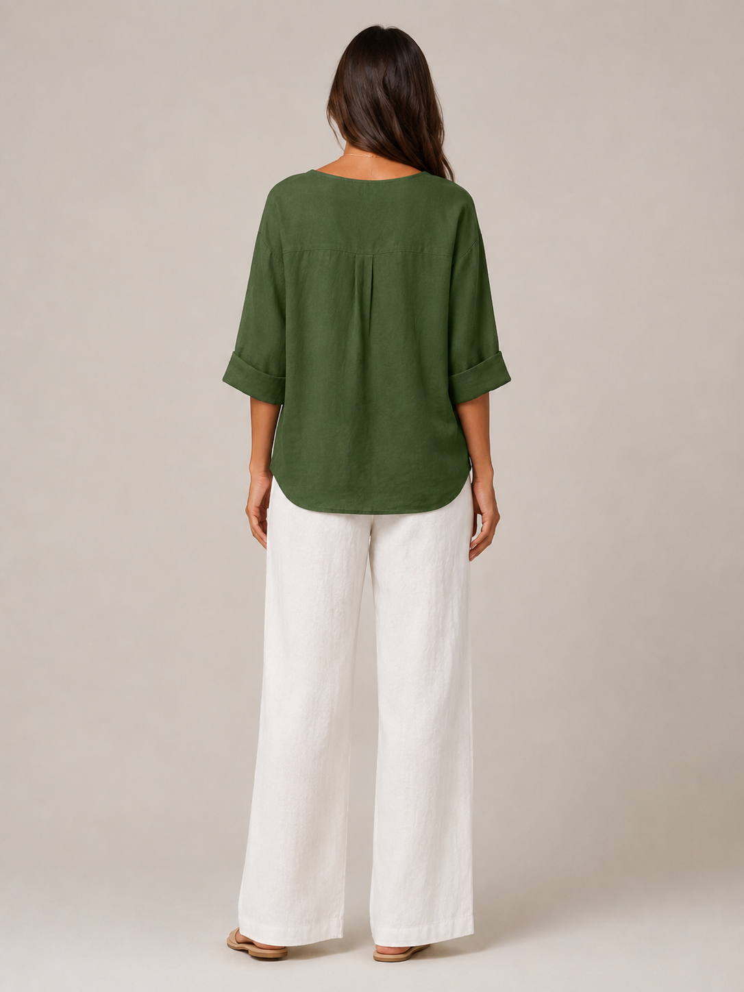 Sévrelle - Dames Blouse Met Split-hals En Grote Knopen