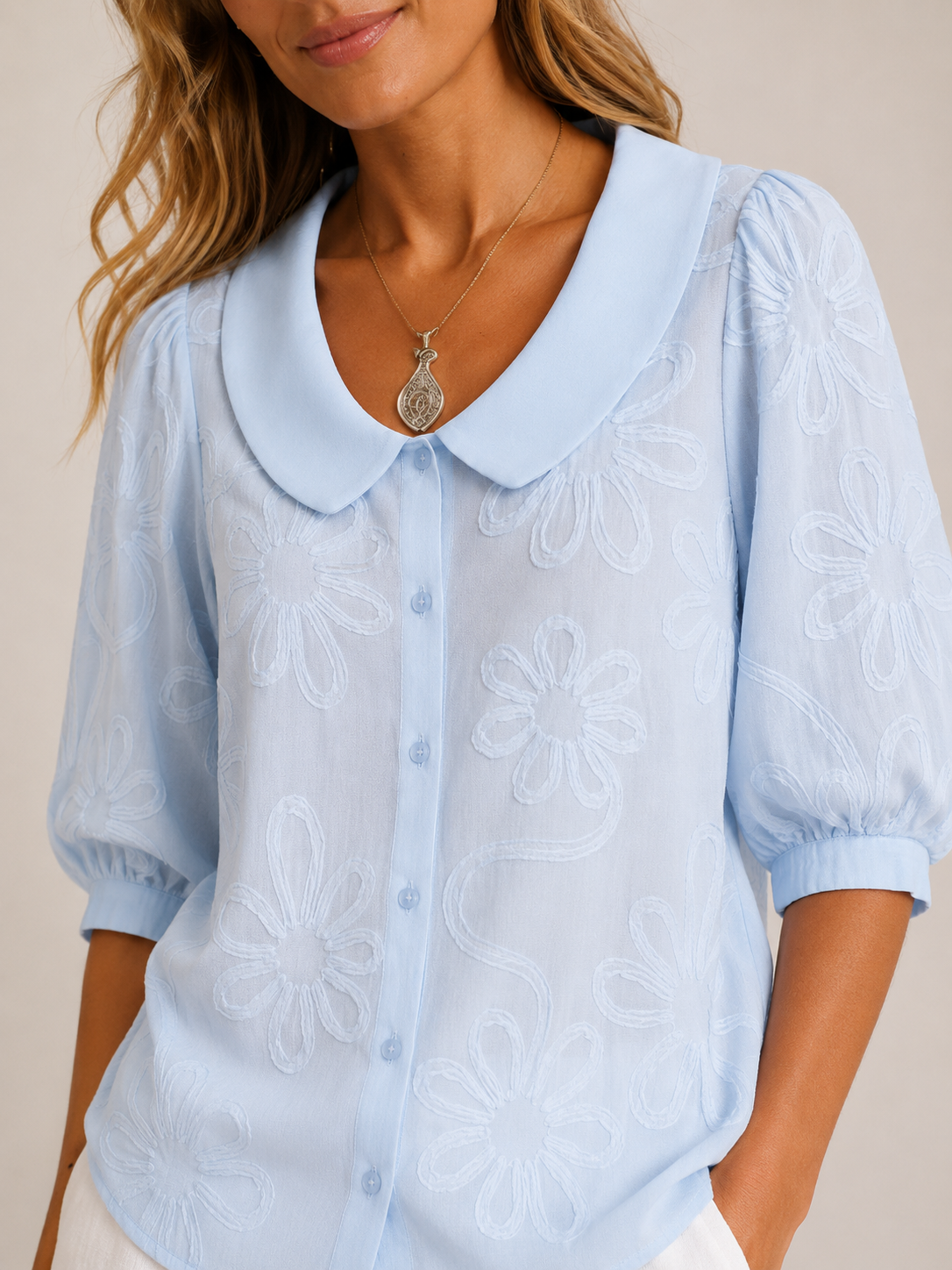 Sorellia - Dames Blouse Met Geborduurde Bloemen En Ronde Kraag