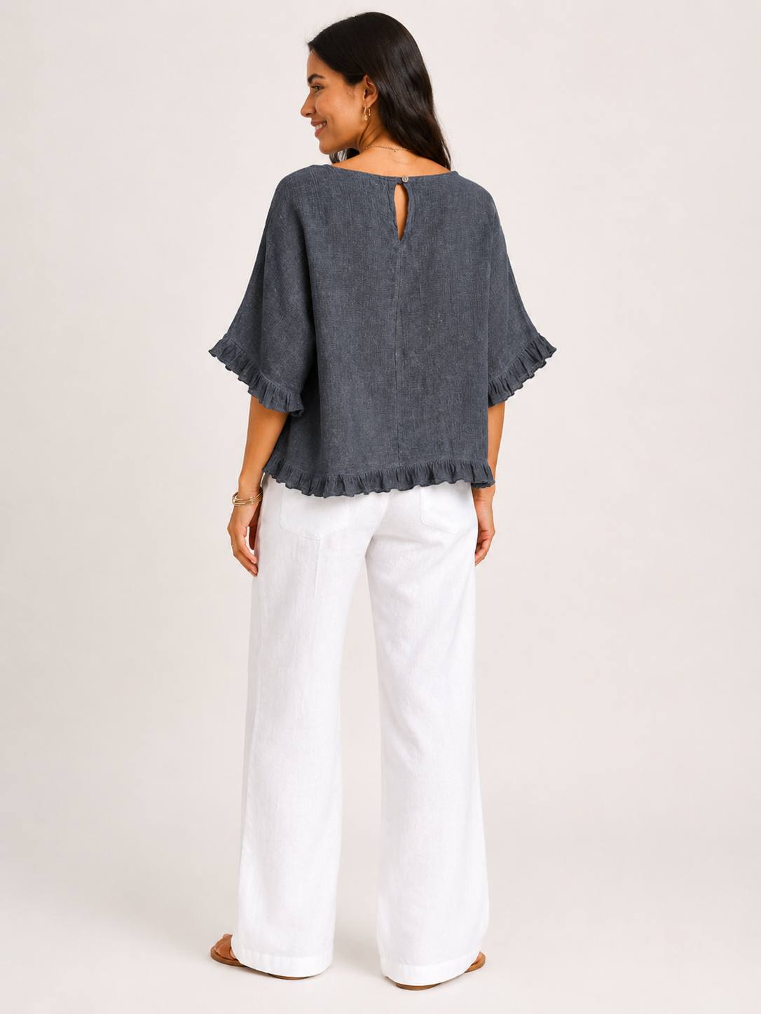 Sorellena - Dames Blouse Met Ronde Hals En Rafelranden