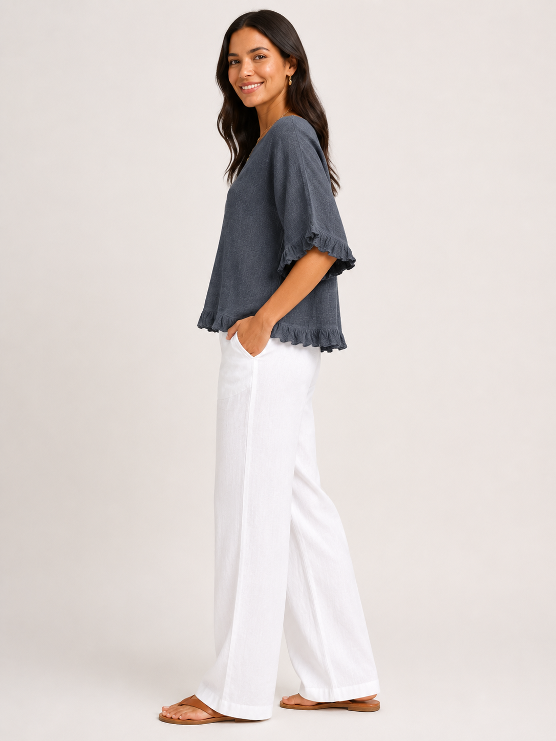 Sorellena - Dames Blouse Met Ronde Hals En Rafelranden